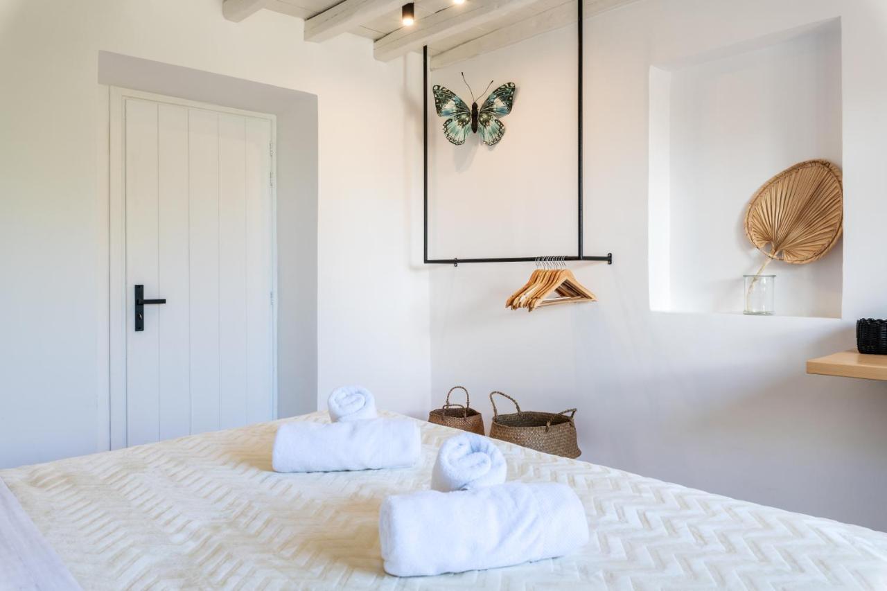 Yalos Mykonos 4 Bedroom Luxury House 5 Minute From Ornos Beach W Sea & Sunset View Mykonos Town Dış mekan fotoğraf